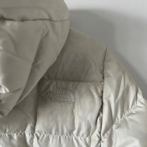 The North Face women’s cream 550 down filled parka size Small - Picture 12 of 15